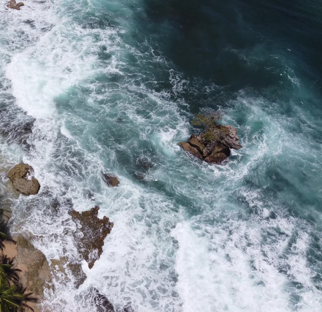 Waves breaking on the Pacific coast of Costa Rica